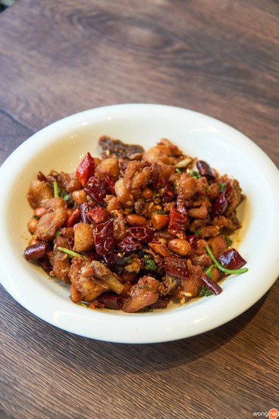 ภัตตาคารเสฉวนสีลม Sichuan Restaurant Silom