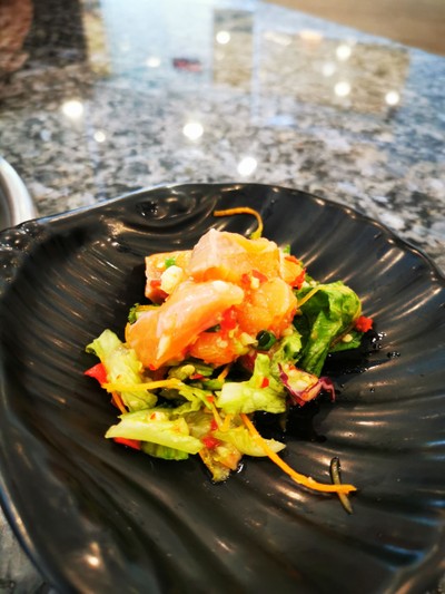 ยำแซลม่อน