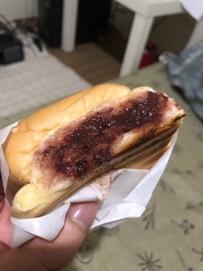 ปังแยมสตรอเบอร์รี่สด