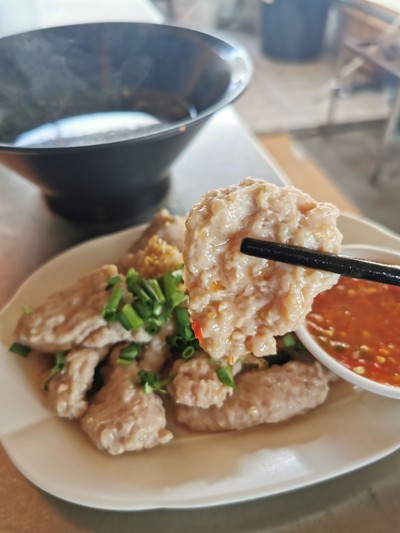 หมูเด้งลวกจิ้ม
