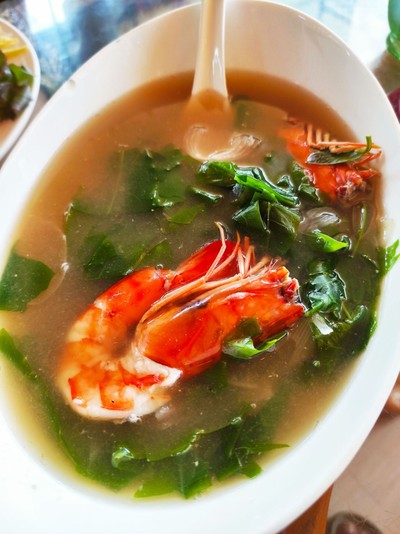 แกงเลียงผักเหรียงกุ้งสด