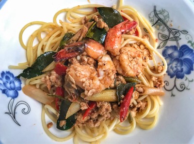 วิธีทำ สปาเกตตี้ต้มยำกุ้ง วิธีทำ สปาเกตตี้ต้มยำกุ้ง