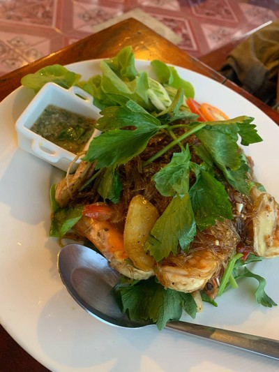 กุ้งอบวุ้นเส้น