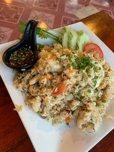 ข้าวผัดทะเลจานเล็ก