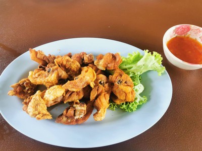 ไก่บ้านทอดเกลือ