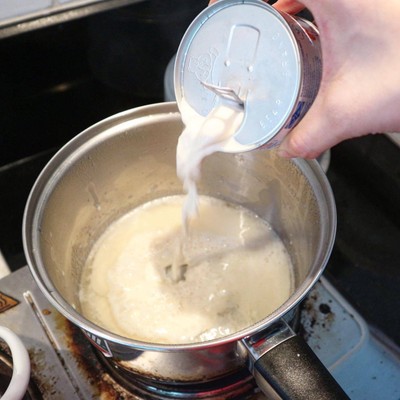 วิธีทำ วุ้นนมสดคุ้กกี้แอนด์ครีม