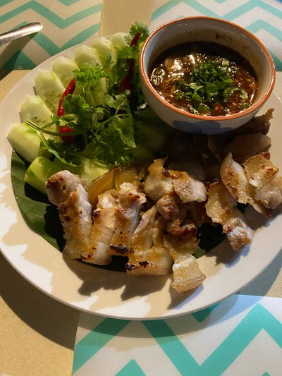 สามชั้นย่าง