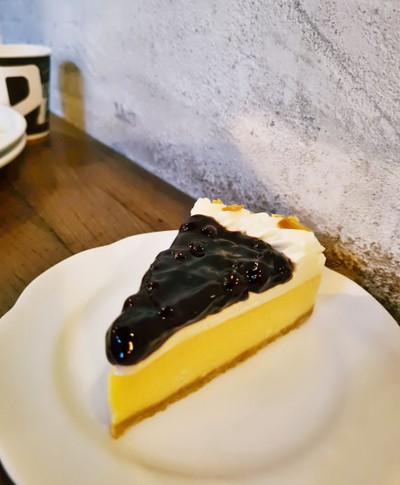 Blueberry cheese cake