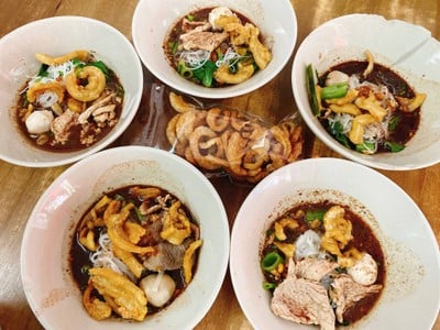 เมนูของร้าน ก๋วยเตี๋ยวเรือเมืองทอง C5 เมืองทองธานี