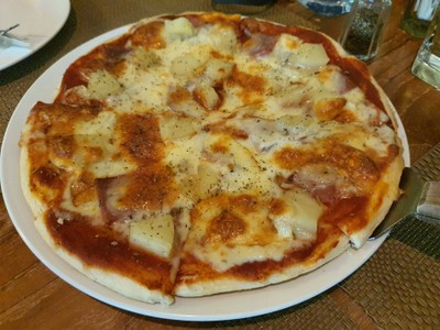 PIZZA HAWAIIAN