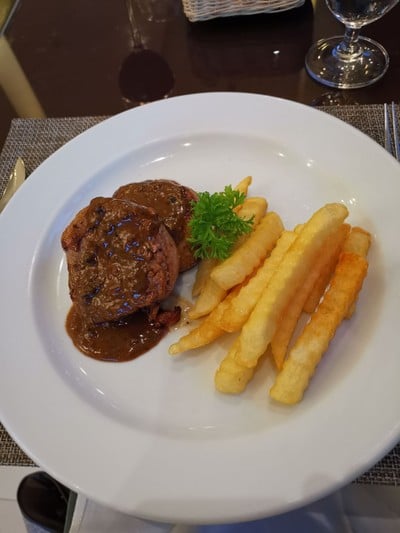 สเต็กเนื้อสันใน