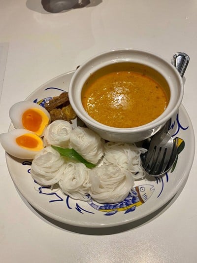 ขนมจีนบางกอก เซ็นทรัลปิ่นเกล้า