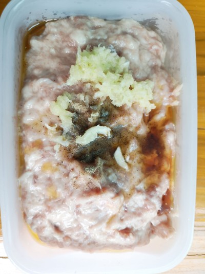 วิธีทำ ขนมจีบหมูไข่เค็ม วิธีทำ ขนมจีบหมูไข่เค็ม
