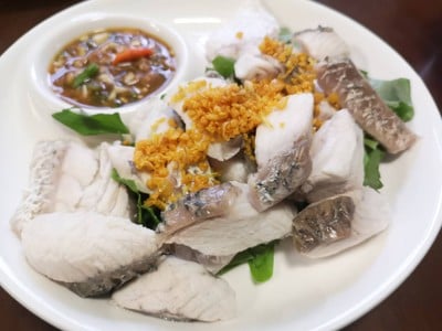 วิธีทำ ปลากระพงขาวลวก-จิ้ม