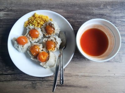 ขนมจีบหมูไข่เค็ม