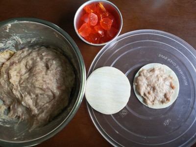 วิธีทำ ขนมจีบหมูไข่เค็ม วิธีทำ ขนมจีบหมูไข่เค็ม