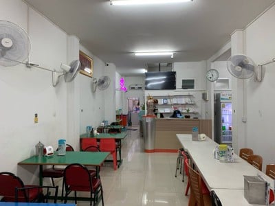 ข้าวเกรียบปากหม้อปารีส ธาตุเชิงชุม