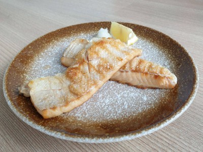 ท้องปลาแซลม่อนย่างเกลือ