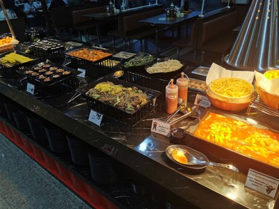 อาหาร หรือ เครื่องดื่ม