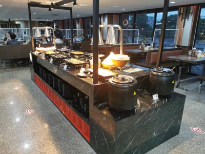 อาหาร หรือ เครื่องดื่ม