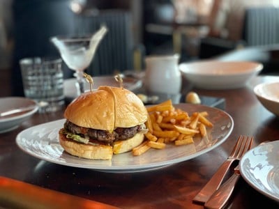 เมนูของร้าน Bull & Bear Waldorf Astoria Bangkok