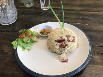 ข้าวผัดแฮม