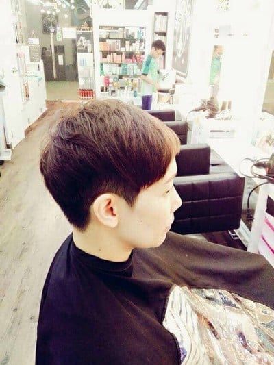 สาวๆเราก็ตัดนะค่ะสีผมเราก็ทำได้คะ  ขอบคุณที่ใช้บริการคะ😍