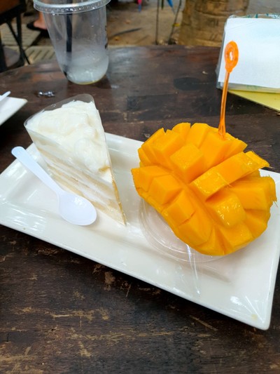 เค้กมะพร้าวอ่อนครีมสด