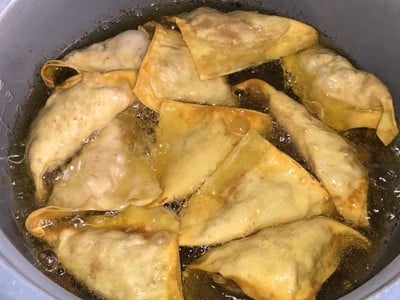 วิธีทำ เกี๊ยวทอดหมูเด้งโคชูจัง วิธีทำ เกี๊ยวทอดหมูเด้งโคชูจัง