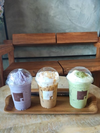 เมนูของร้าน Ravin Home Cafe ราวินโฮมคาเฟ่