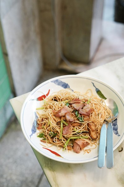 หมี่ซั่วผัดเบคอน