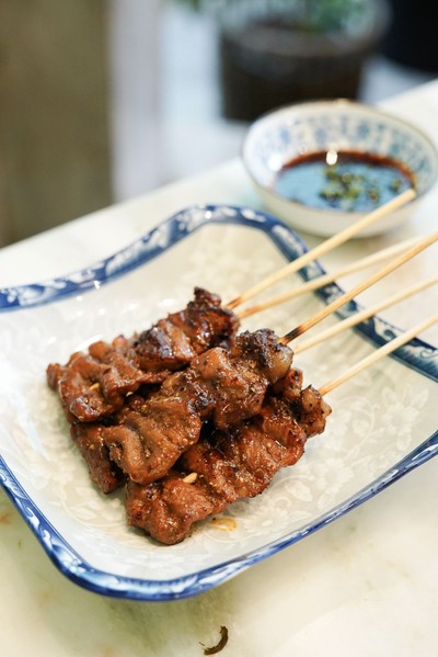 อาหาร หรือ เครื่องดื่ม