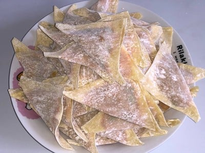 วิธีทำ เกี๊ยวทอดหมูเด้งโคชูจัง วิธีทำ เกี๊ยวทอดหมูเด้งโคชูจัง