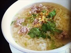 ข้าวต้มทรงเครื่อง