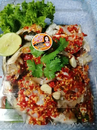 ส้มตำปูม้า
