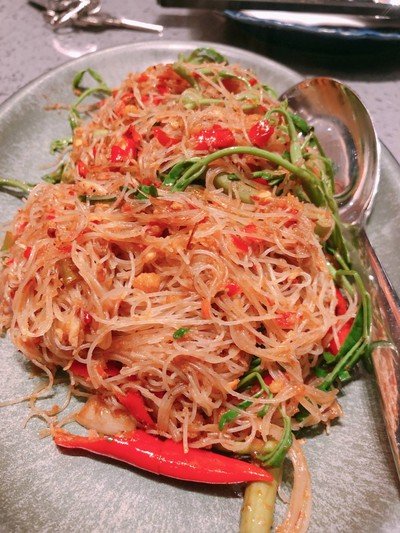 หมี่ผัดกระเฉด