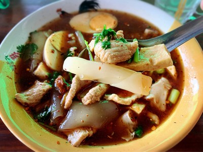 ก๋วยจั๊บน้ำข้น ทุกอย่าง พิเศษ