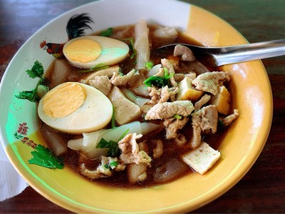 ก๋วยจั๊บน้ำข้น ทุกอย่าง พิเศษ