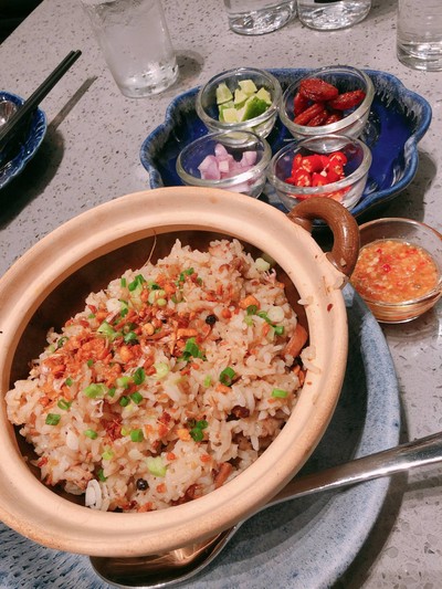 ข้าวหมูบะเต็ง อบหม้อดิน