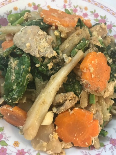 ก๋วยจั๊บผัดซีอิ้วหมูหมัก ก๋วยจั๊บผัดซีอิ้วหมูหมัก