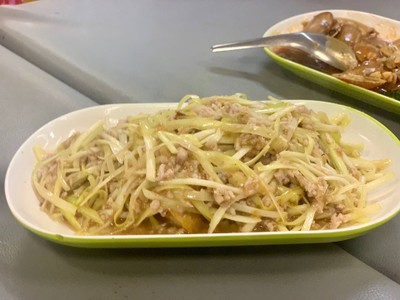 ผัดกุ้ยฉ่ายขาวหมุกรอบ