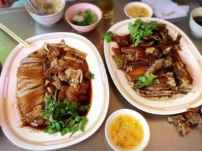 เมนูของร้าน อุไร ห่านพะโล้  ทรงวาด