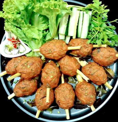 วิธีทำ ทอดมันหมูเด้งพันตะไคร้ (แบบอบ)thai spicy pork cake with lemongrass วิธีทำ ทอดมันหมูเด้งพันตะไคร้ (แบบอบ)thai spicy pork cake with lemongrass