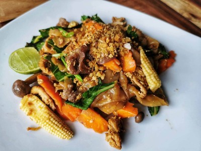 ผัดซีอิ้ว