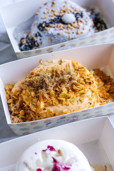 Salted Egg Lava Soufflé