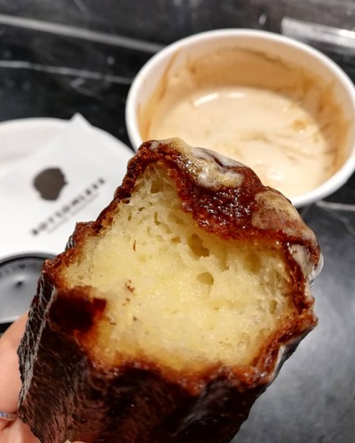 CANELE