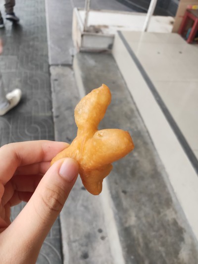ปาท่องโก๋