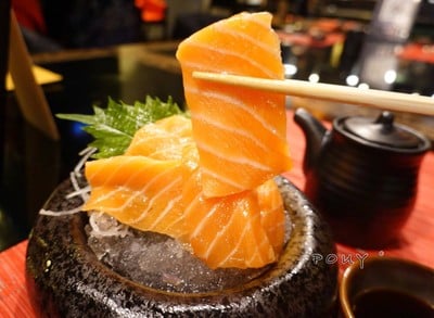 SALMON SASHIMI