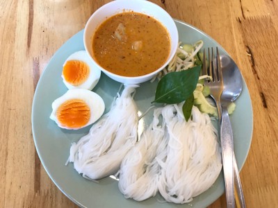 90.- บาทไทย