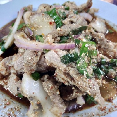 น้ำตกเนื้อ